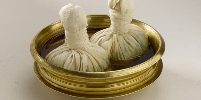 Pizhichil Massage Ayurveda Treatment Package